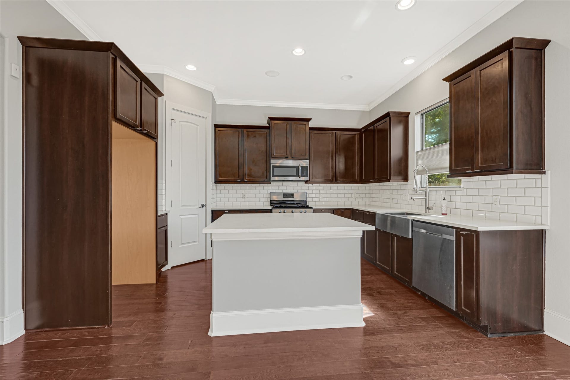 2110 Winbern Street, Houston, TX 77004 2110 Winbern Street, Houston, TX 77004