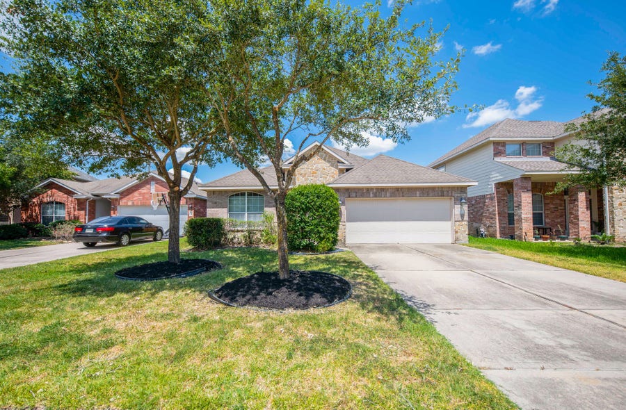 Property photo for 25310 Basil Brook Court, Katy, TX
