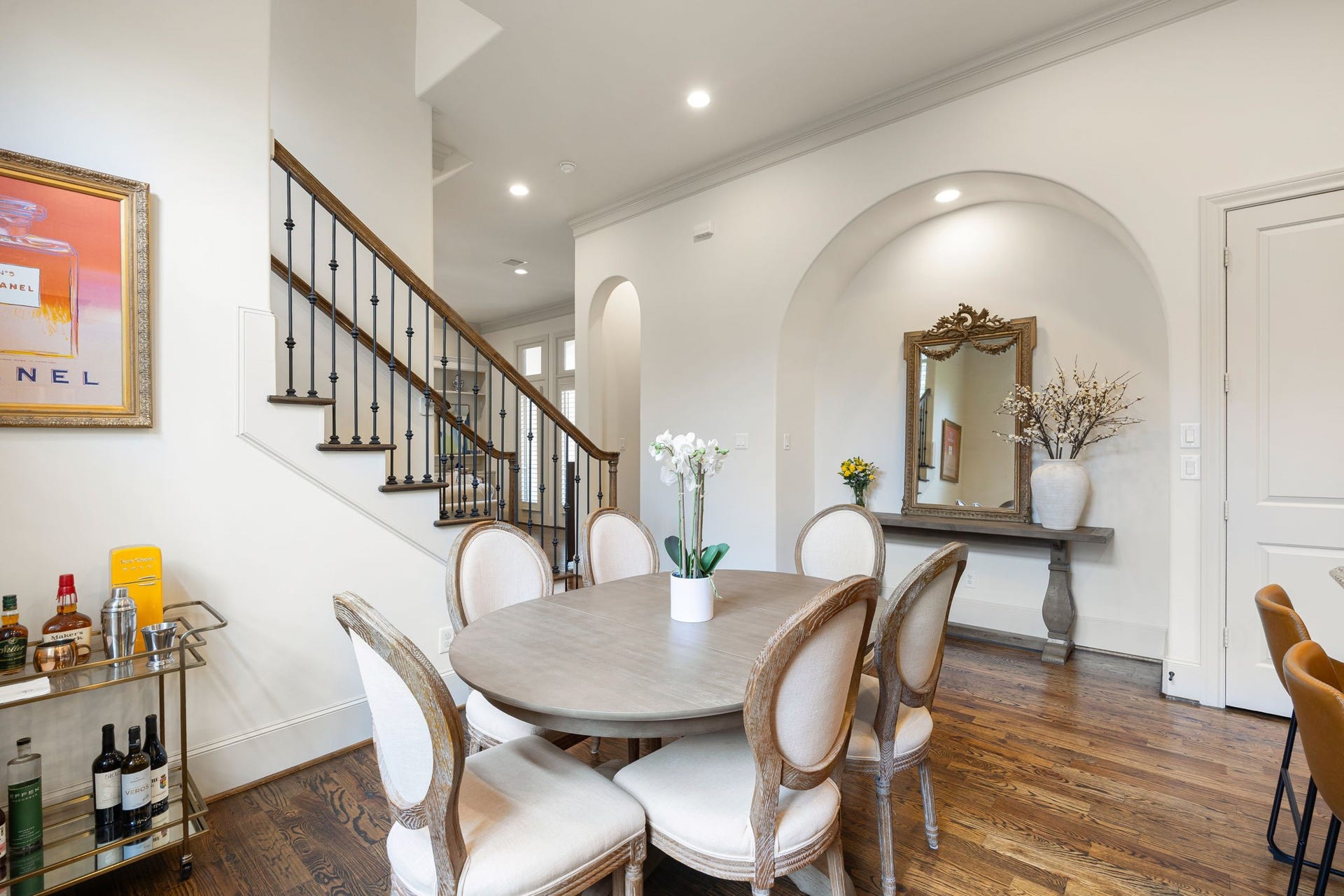 310 W Bell Street, Houston, TX 77019 310 W Bell Street, Houston, TX 77019