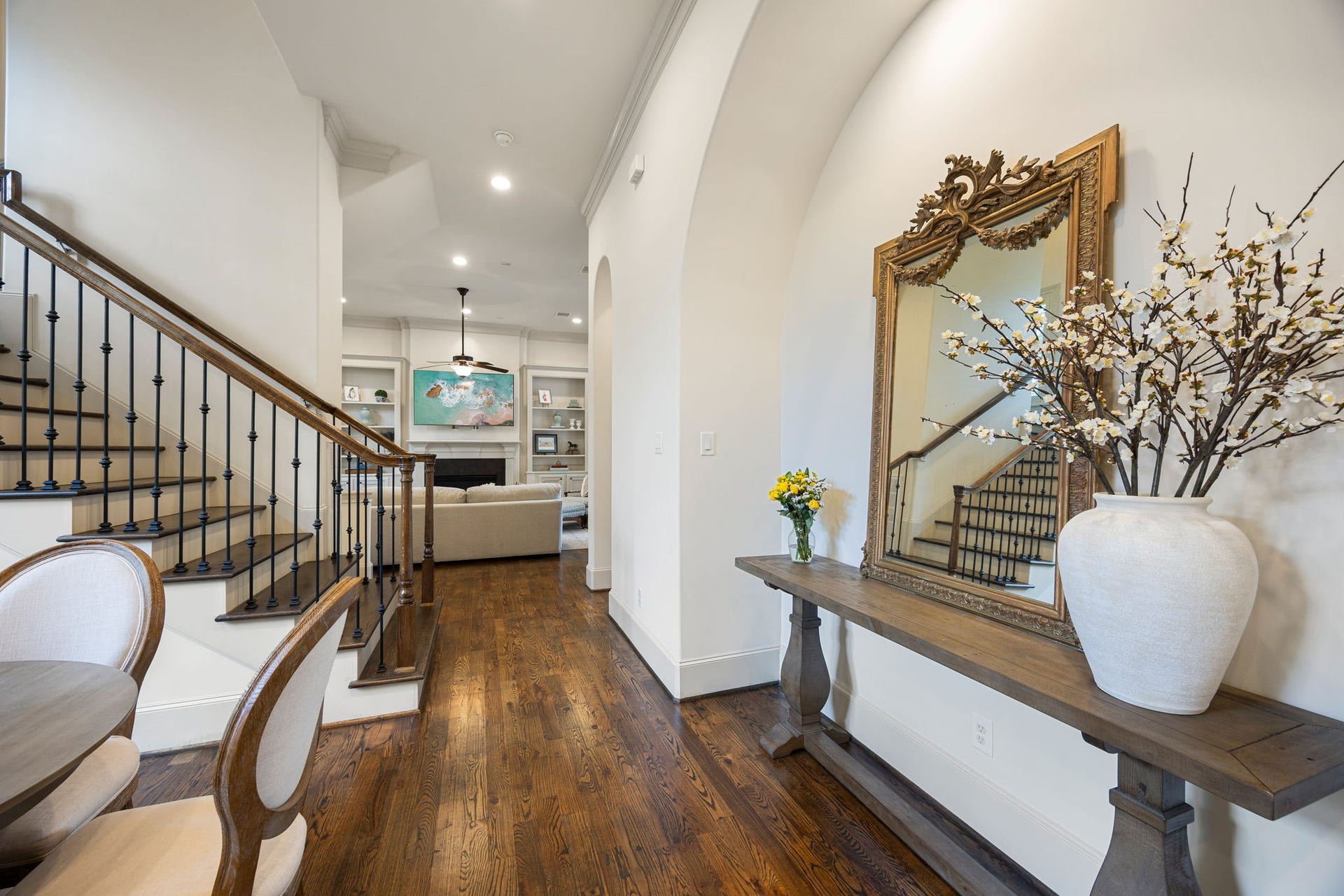 310 W Bell Street, Houston, TX 77019 310 W Bell Street, Houston, TX 77019