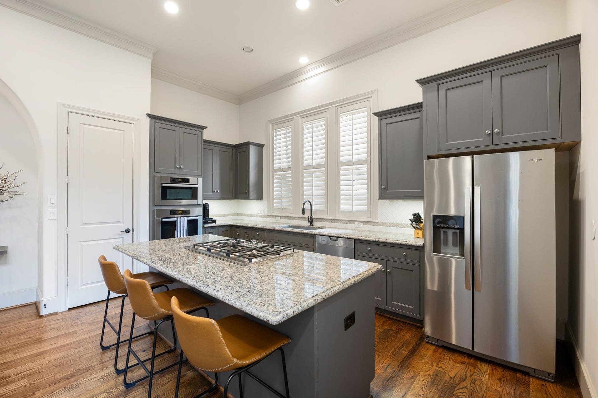 310 W Bell Street, Houston, TX 77019 310 W Bell Street, Houston, TX 77019