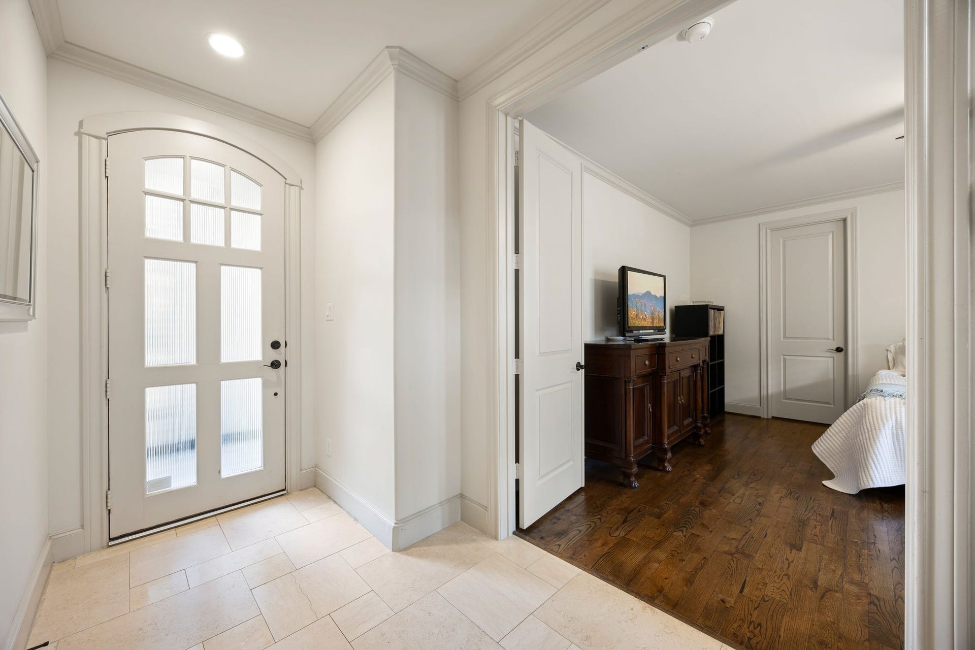 310 W Bell Street, Houston, TX 77019 310 W Bell Street, Houston, TX 77019