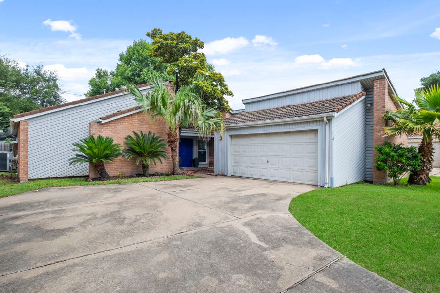 Property photo for 1718 S Kirkwood Road, Houston, TX