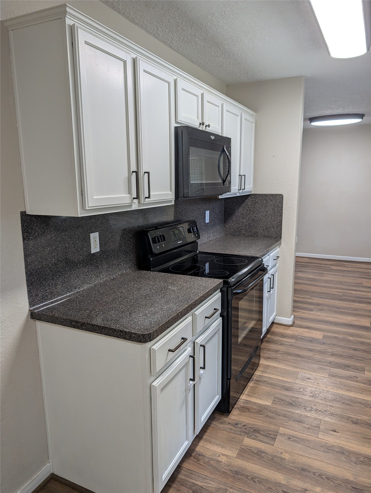 10711 Royal Forest Drive, Conroe, TX 77303