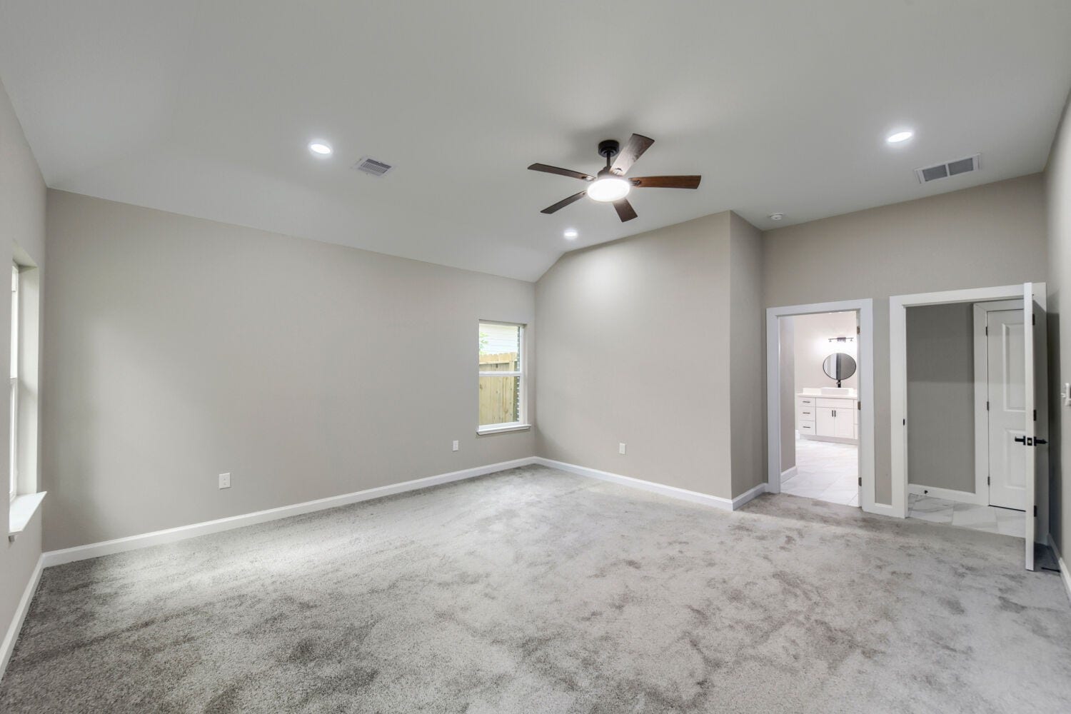 9806 Southwick Drive, Humble, TX 77338 9806 Southwick Drive, Humble, TX 77338