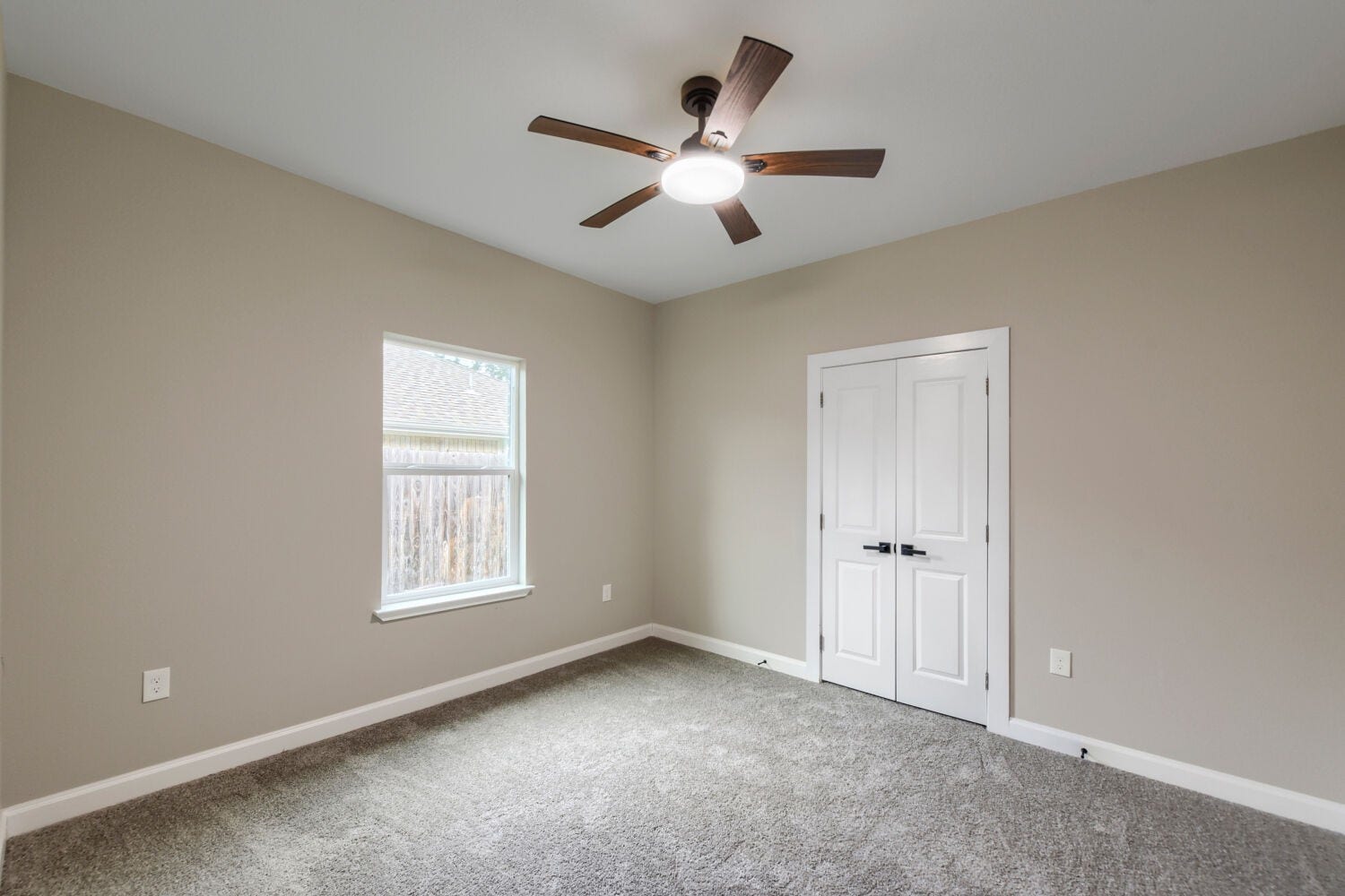 9806 Southwick Drive, Humble, TX 77338 9806 Southwick Drive, Humble, TX 77338