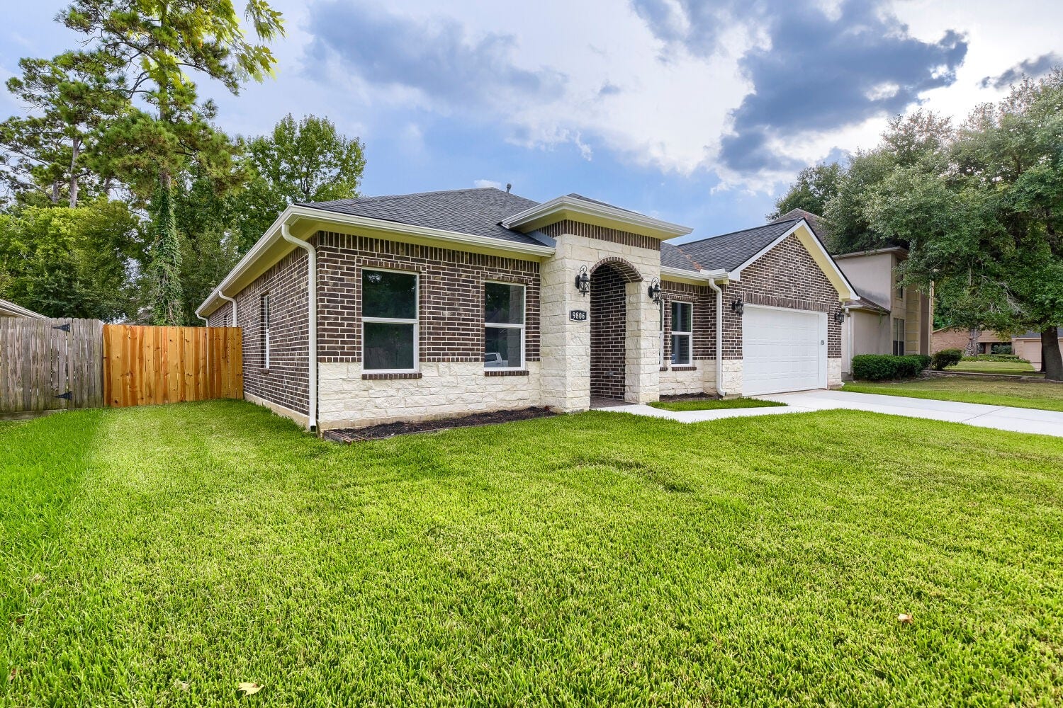 9806 Southwick Drive, Humble, TX 77338 9806 Southwick Drive, Humble, TX 77338