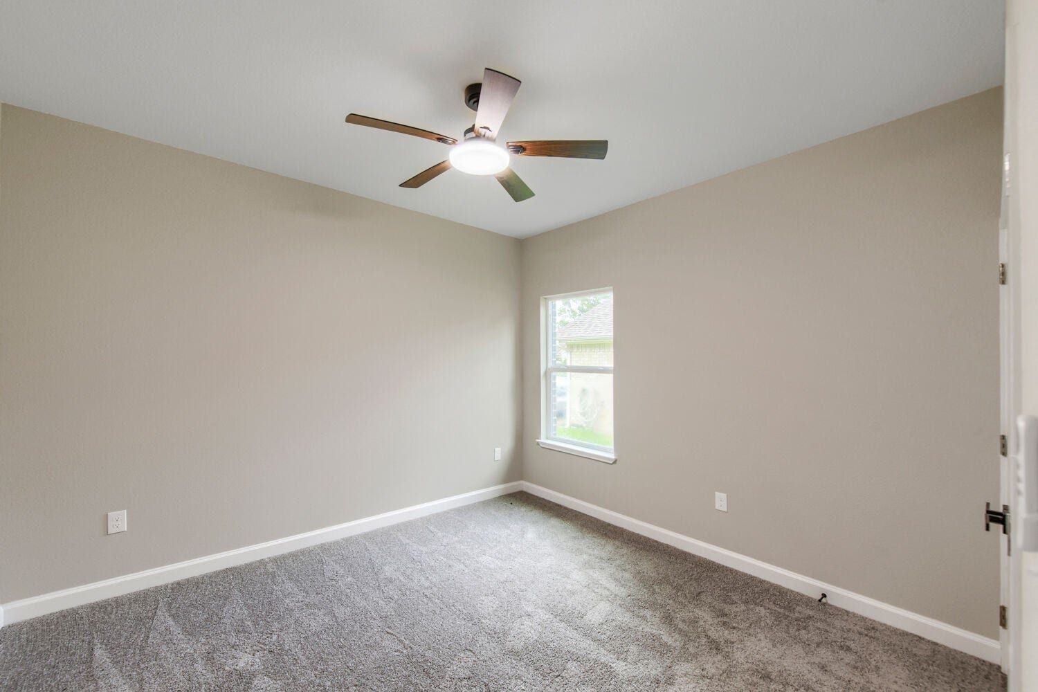 9806 Southwick Drive, Humble, TX 77338 9806 Southwick Drive, Humble, TX 77338