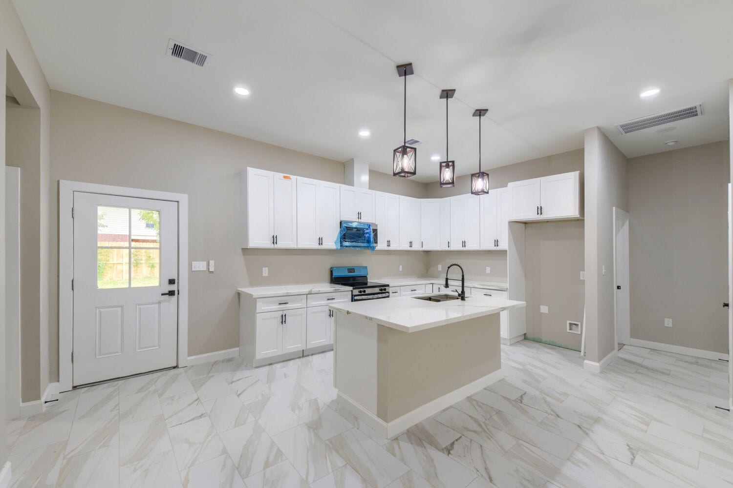 9806 Southwick Drive, Humble, TX 77338 9806 Southwick Drive, Humble, TX 77338