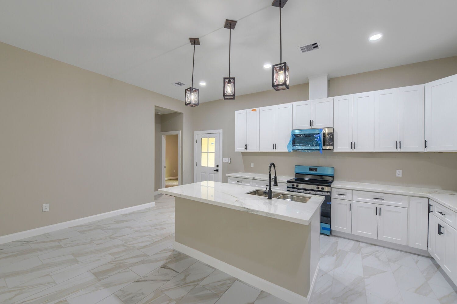 9806 Southwick Drive, Humble, TX 77338 9806 Southwick Drive, Humble, TX 77338