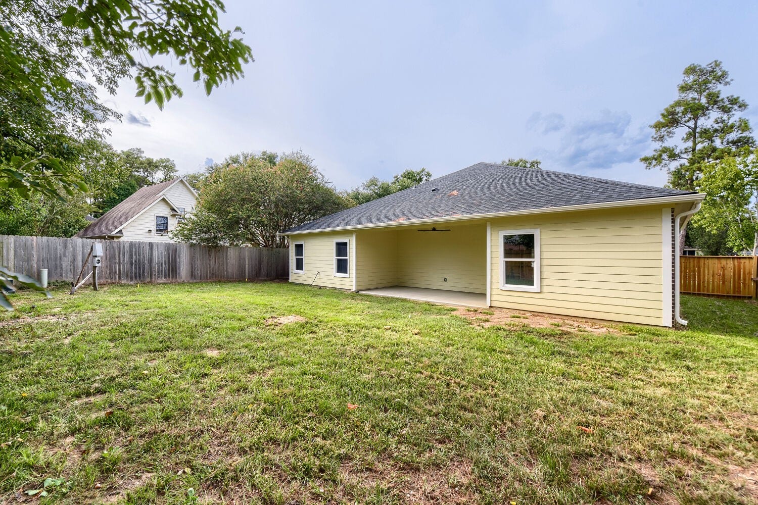 9806 Southwick Drive, Humble, TX 77338 9806 Southwick Drive, Humble, TX 77338