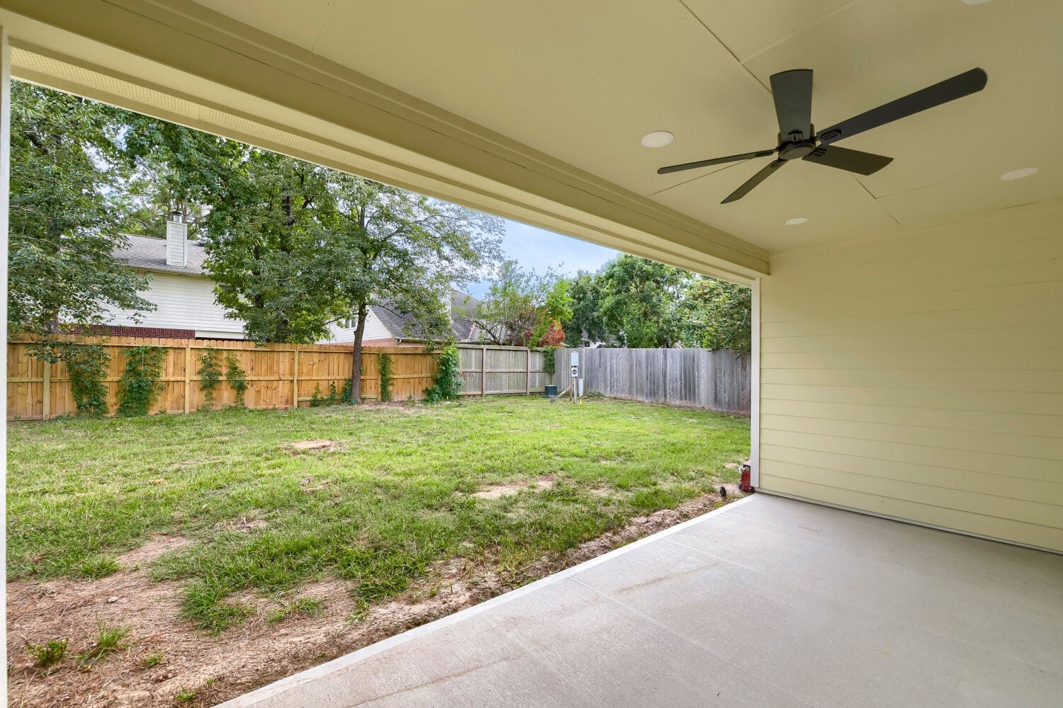 9806 Southwick Drive, Humble, TX 77338 9806 Southwick Drive, Humble, TX 77338