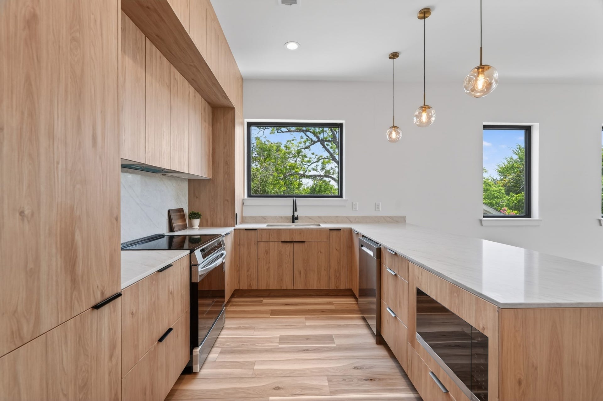6822 Sidney Street, #B, Houston, TX 77021