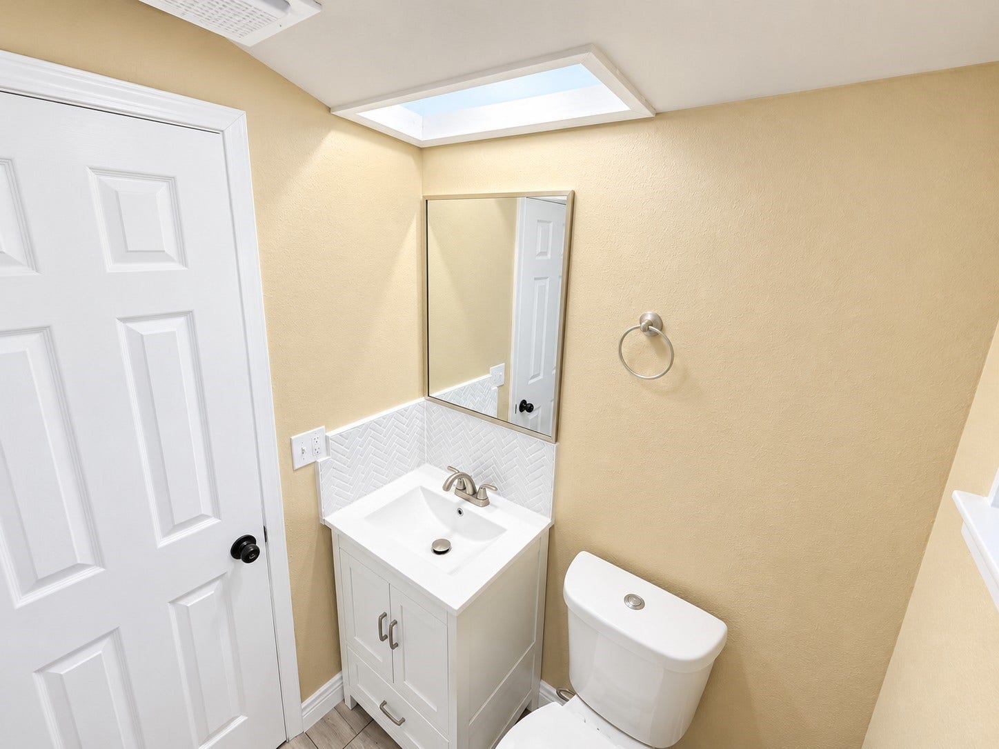 3806 Marquita Lane, Houston, TX 77039 Full remodel in both bathrooms