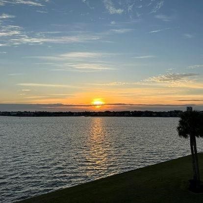 Property photo for 401 Lakeside Lane, #103, Houston, TX