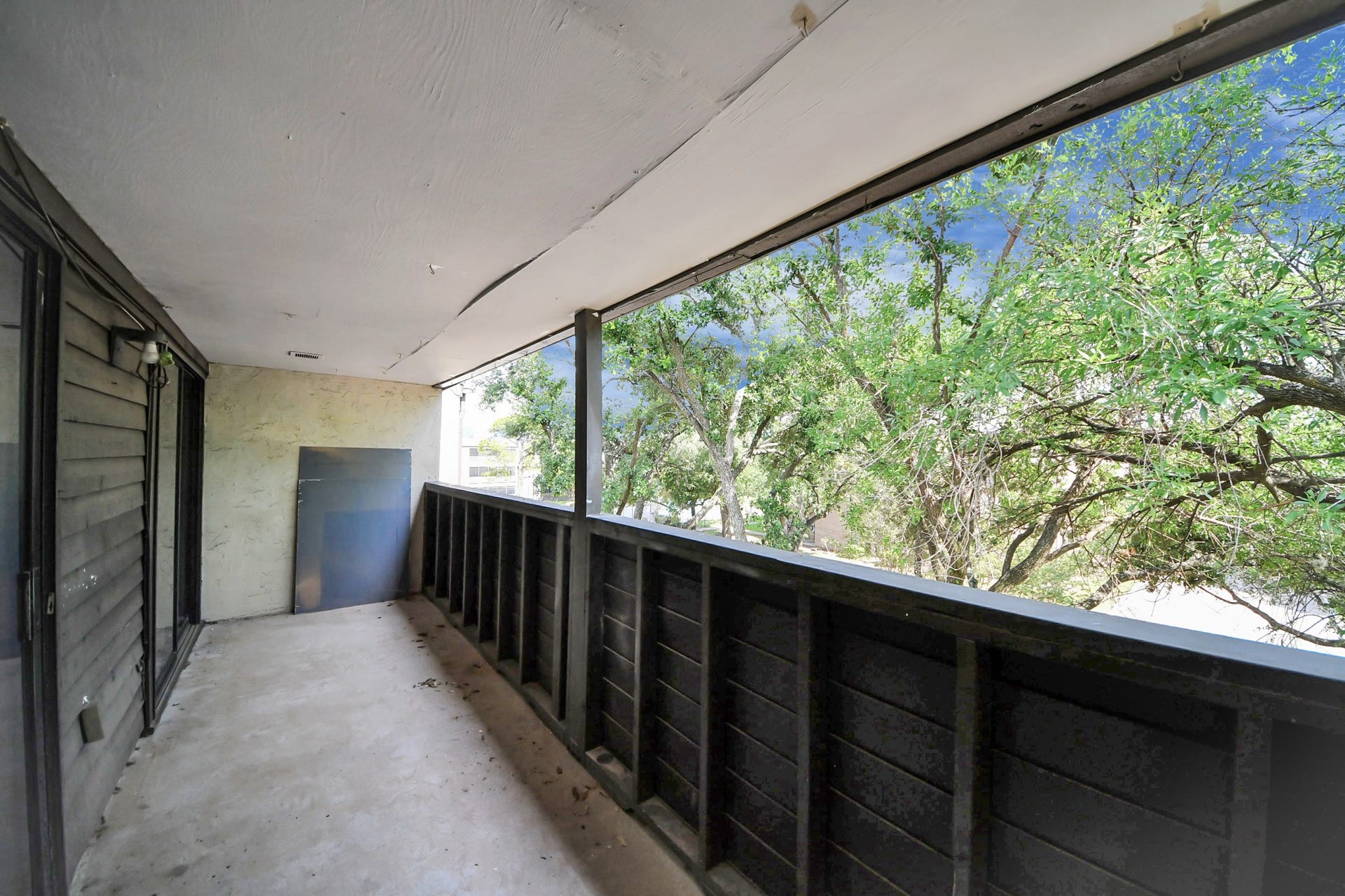 3105 Walnut Bend Ln, #32, Houston, TX 77042