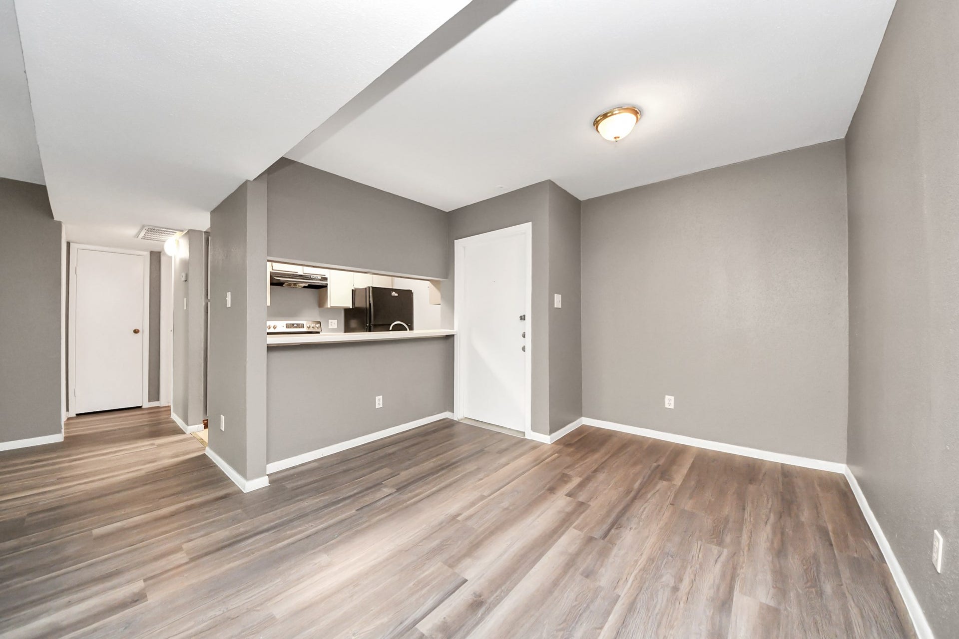 3105 Walnut Bend Ln, #32, Houston, TX 77042