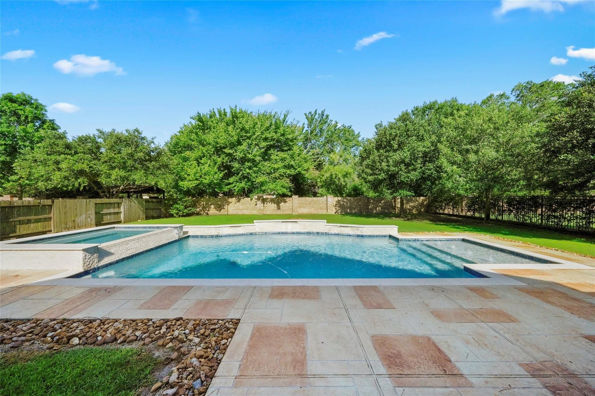 2026 Baker Estates Drive, Houston, TX 77094