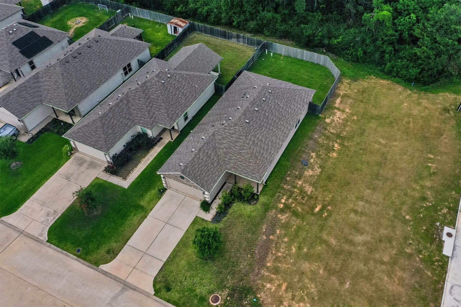 20906 Twining Rose Lane, Tomball, TX 77377 20906 Twining Rose Lane, Tomball, TX 77377