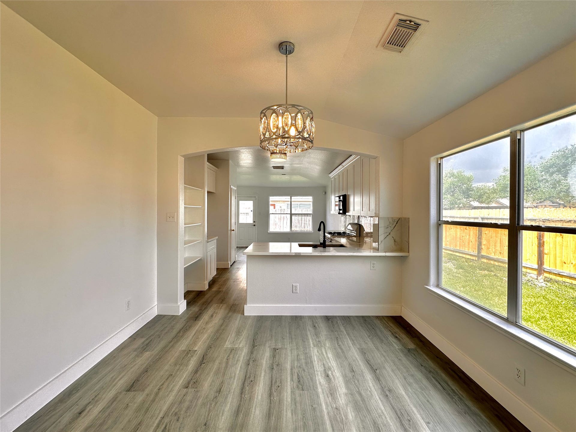 8202 Radial Court, Rosharon, TX 77583