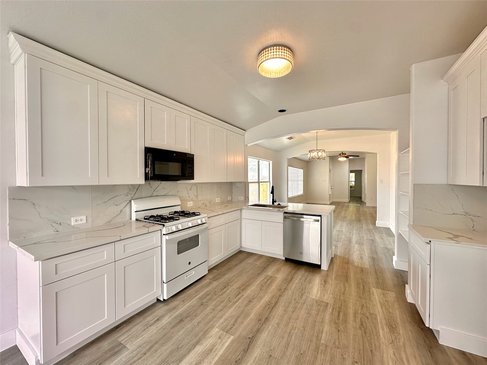8202 Radial Court, Rosharon, TX 77583