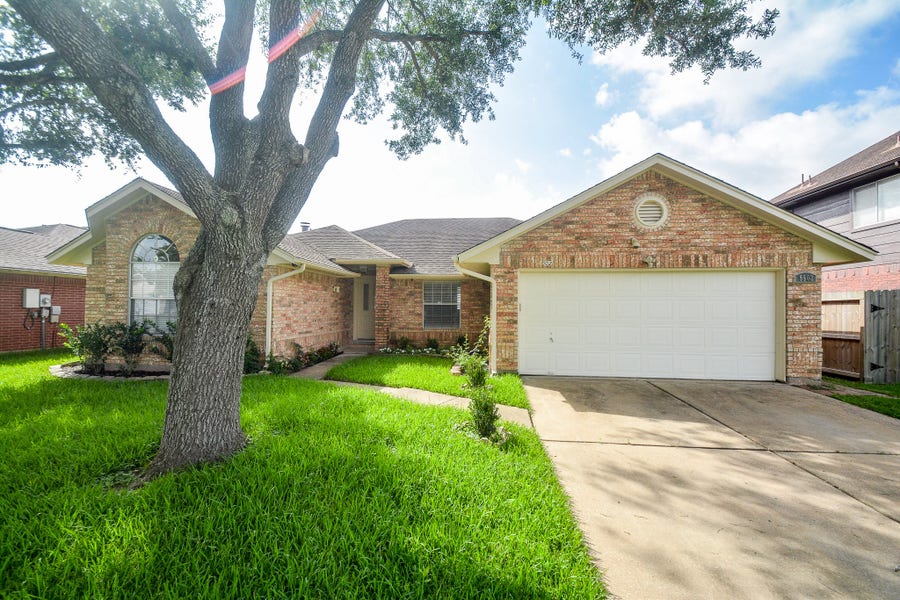 Property photo for 9502 Coast Bridge Street, Houston, TX