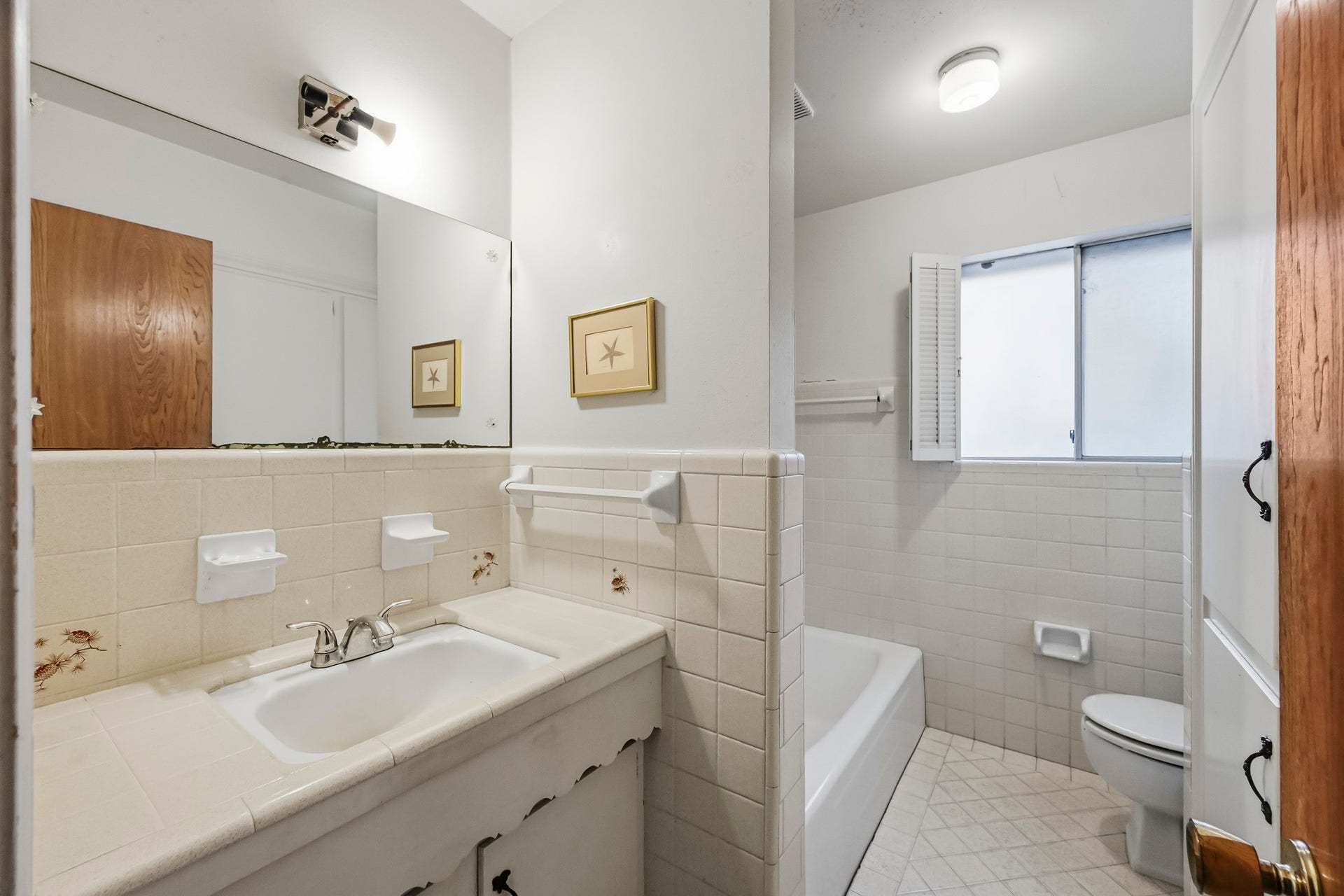5442 Queensloch Drive, Houston, TX 77096 5442 Queensloch Drive, Houston, TX 77096