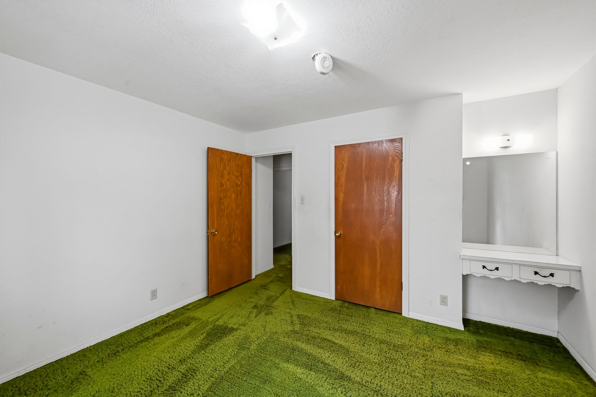 5442 Queensloch Drive, Houston, TX 77096 5442 Queensloch Drive, Houston, TX 77096