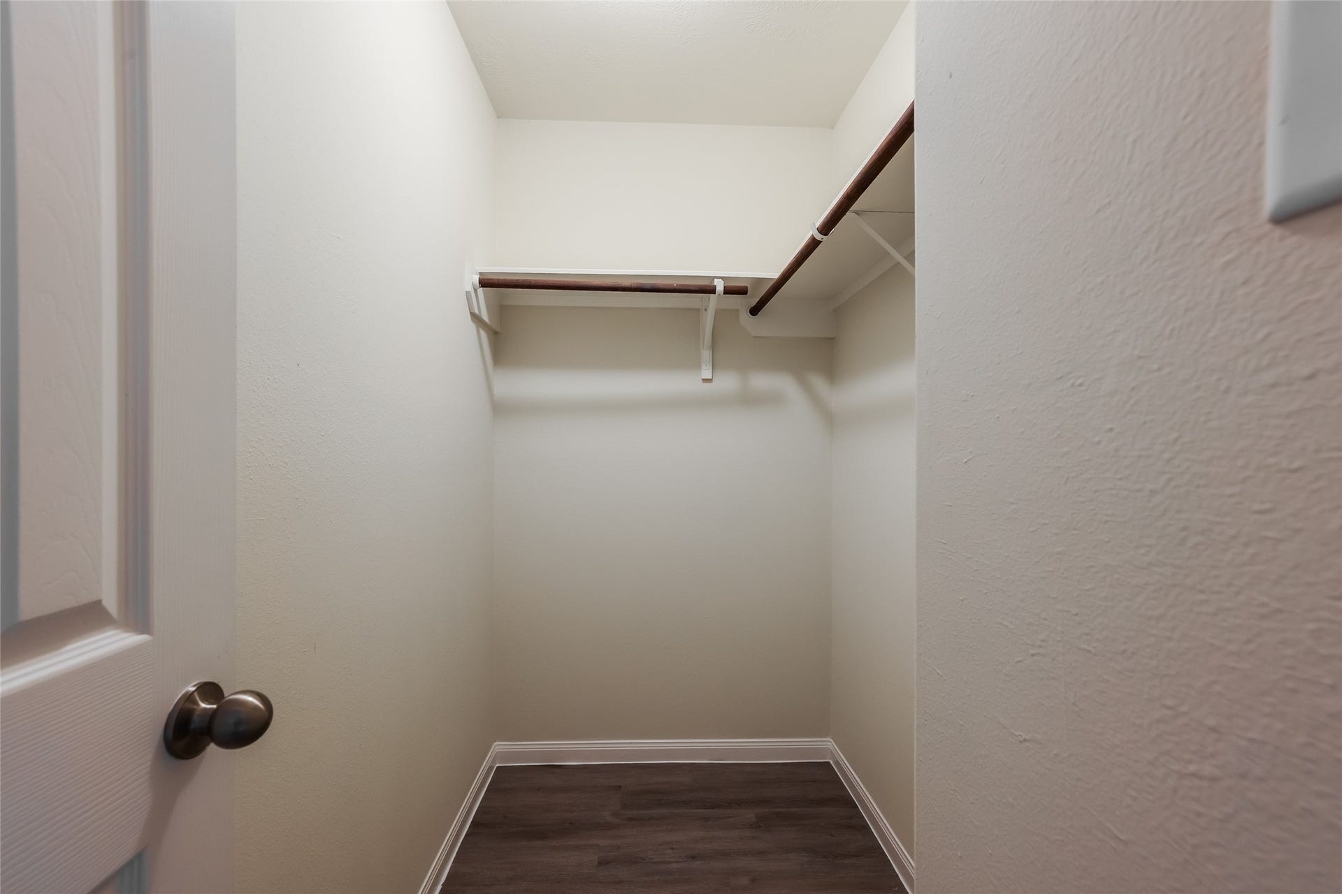 Photos may be representative of the floor plan and not the exact home. Finishes, layout, and features of the actual property for lease may vary.