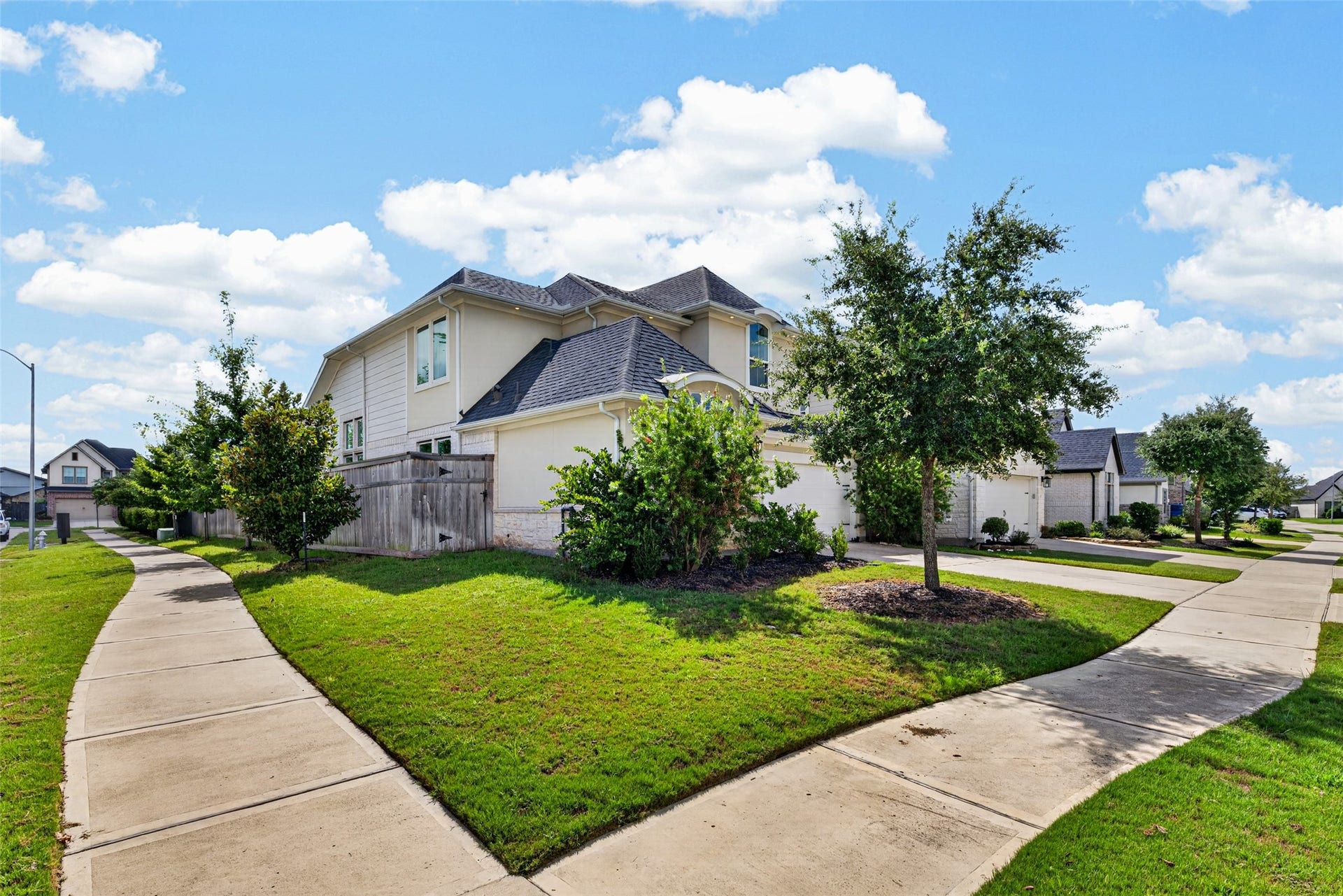 4103 Sherman Oak Lane, Fulshear, TX 77441 4103 Sherman Oak Lane, Fulshear, TX 77441