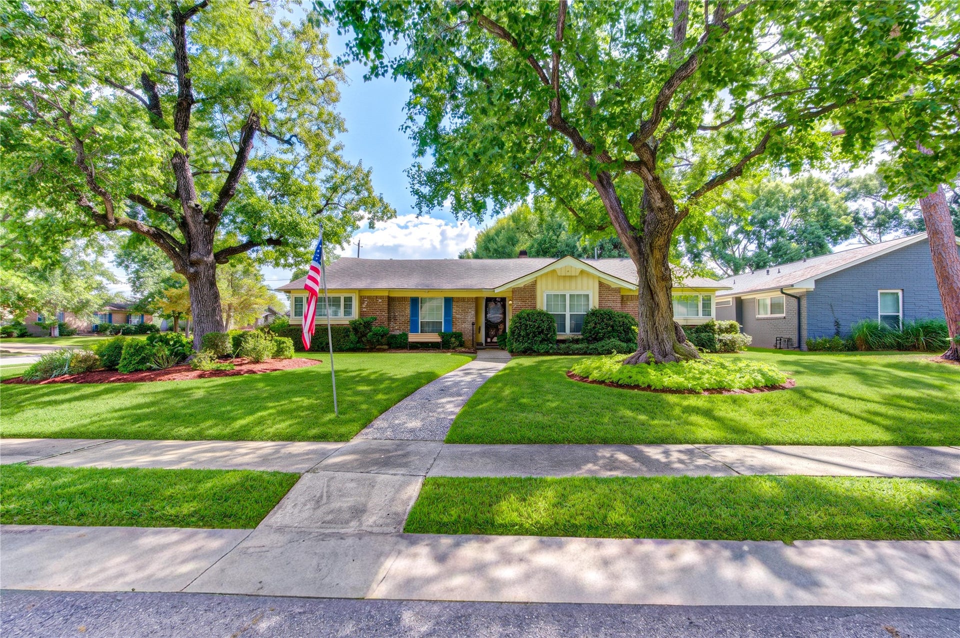 10603 Bordley Drive, Houston, TX 77042 10603 Bordley Drive, Houston, TX 77042
