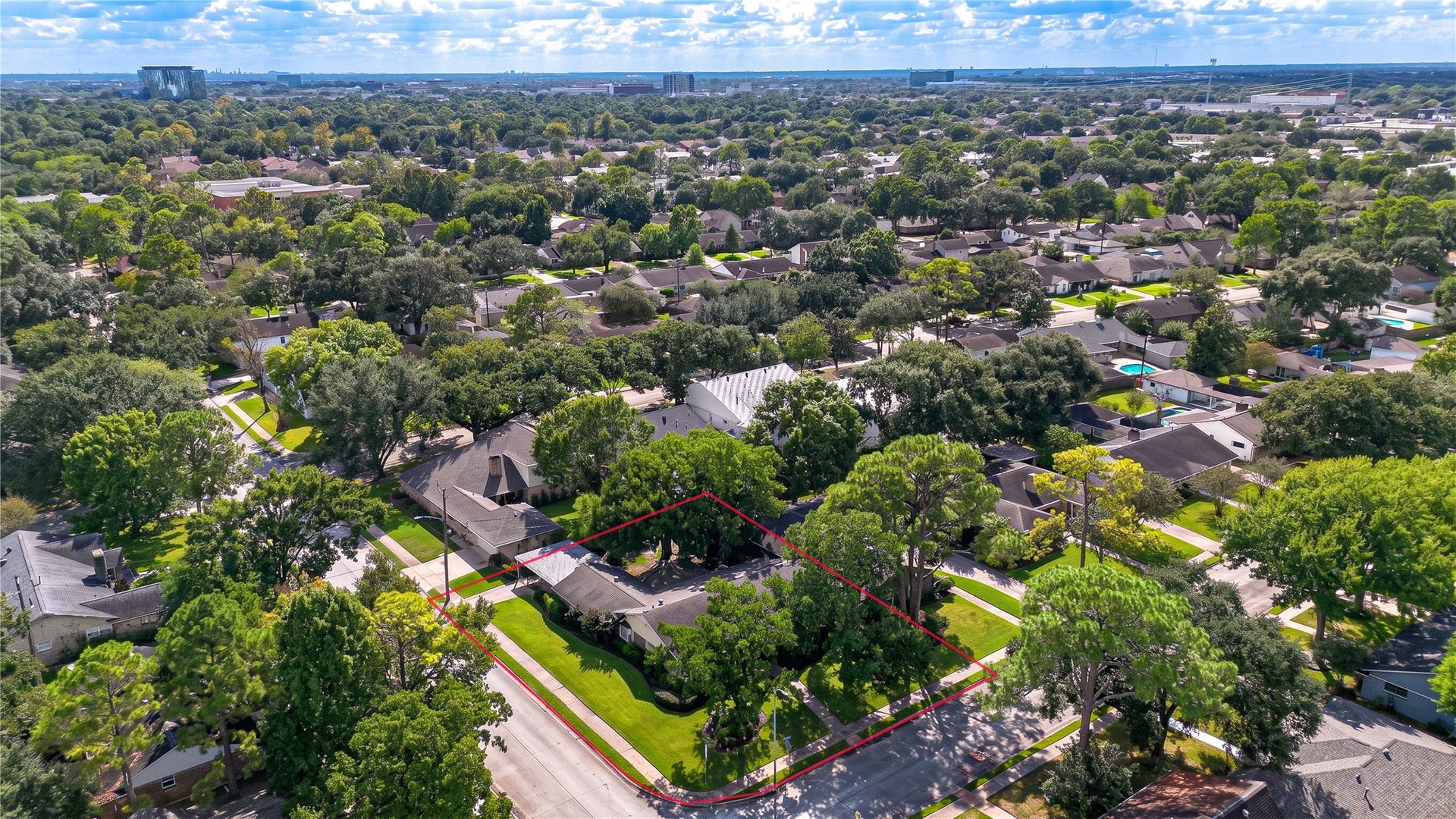 10603 Bordley Drive, Houston, TX 77042 10603 Bordley Drive, Houston, TX 77042