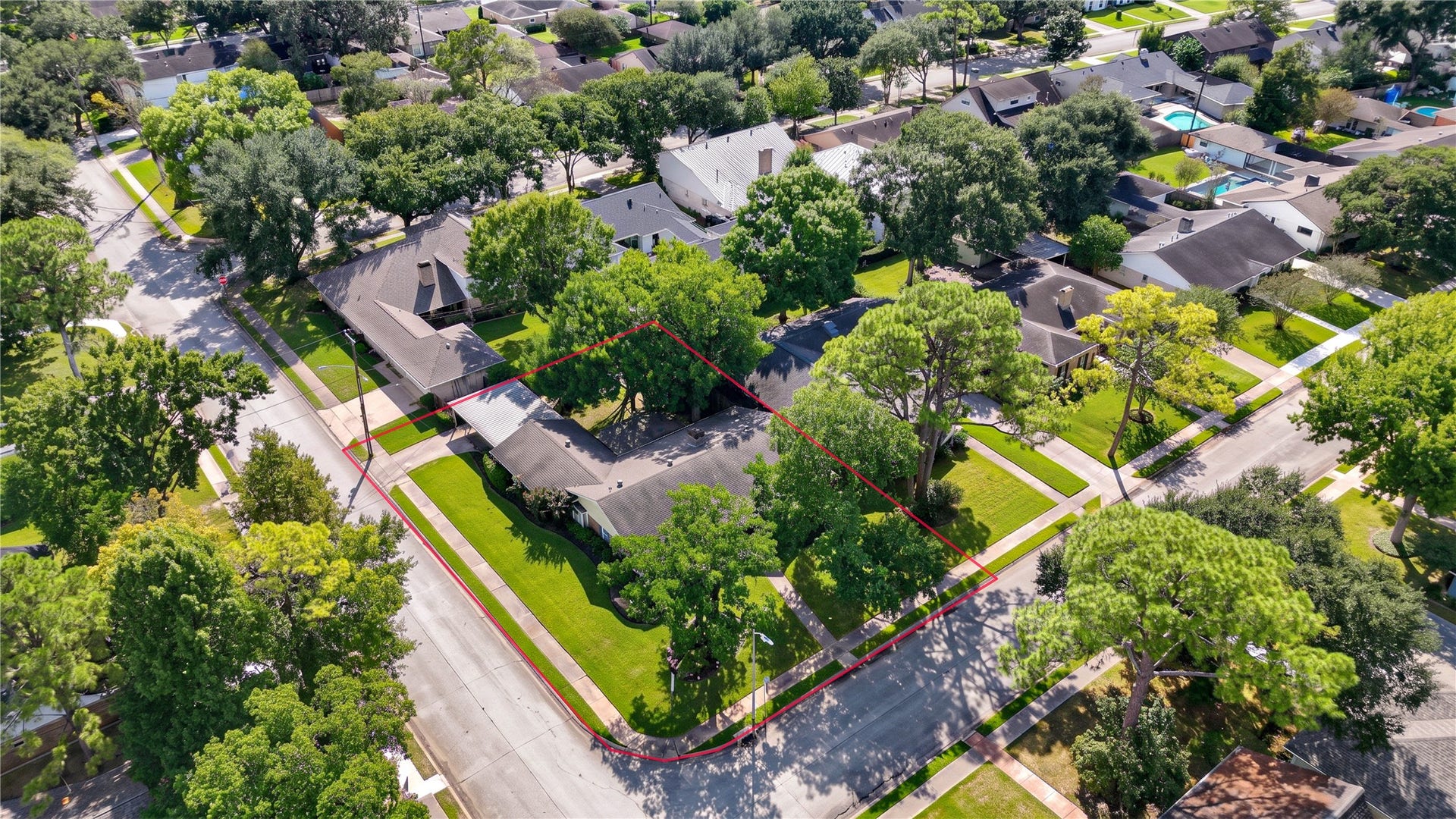 10603 Bordley Drive, Houston, TX 77042 10603 Bordley Drive, Houston, TX 77042