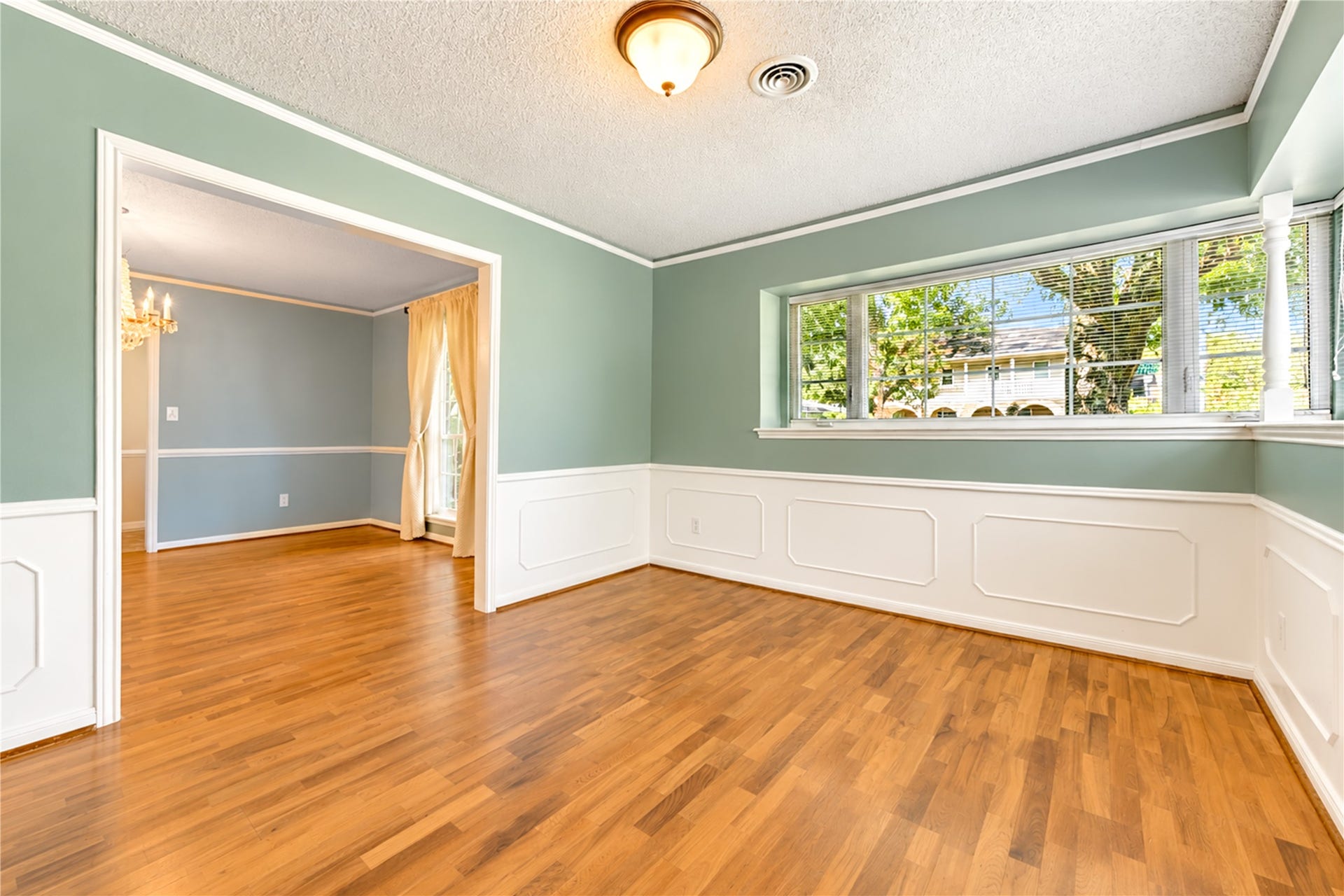10603 Bordley Drive, Houston, TX 77042 10603 Bordley Drive, Houston, TX 77042