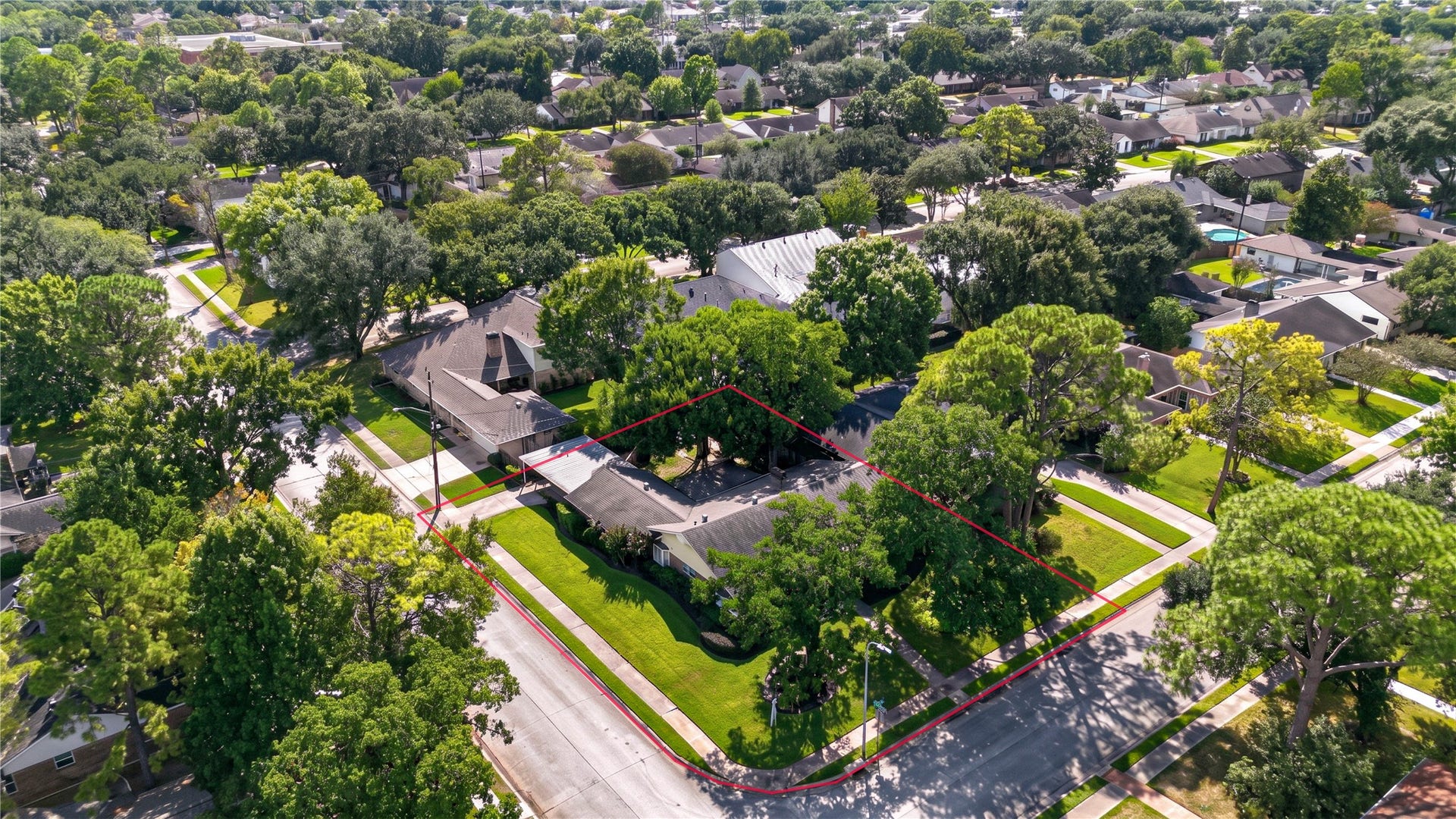 10603 Bordley Drive, Houston, TX 77042 10603 Bordley Drive, Houston, TX 77042