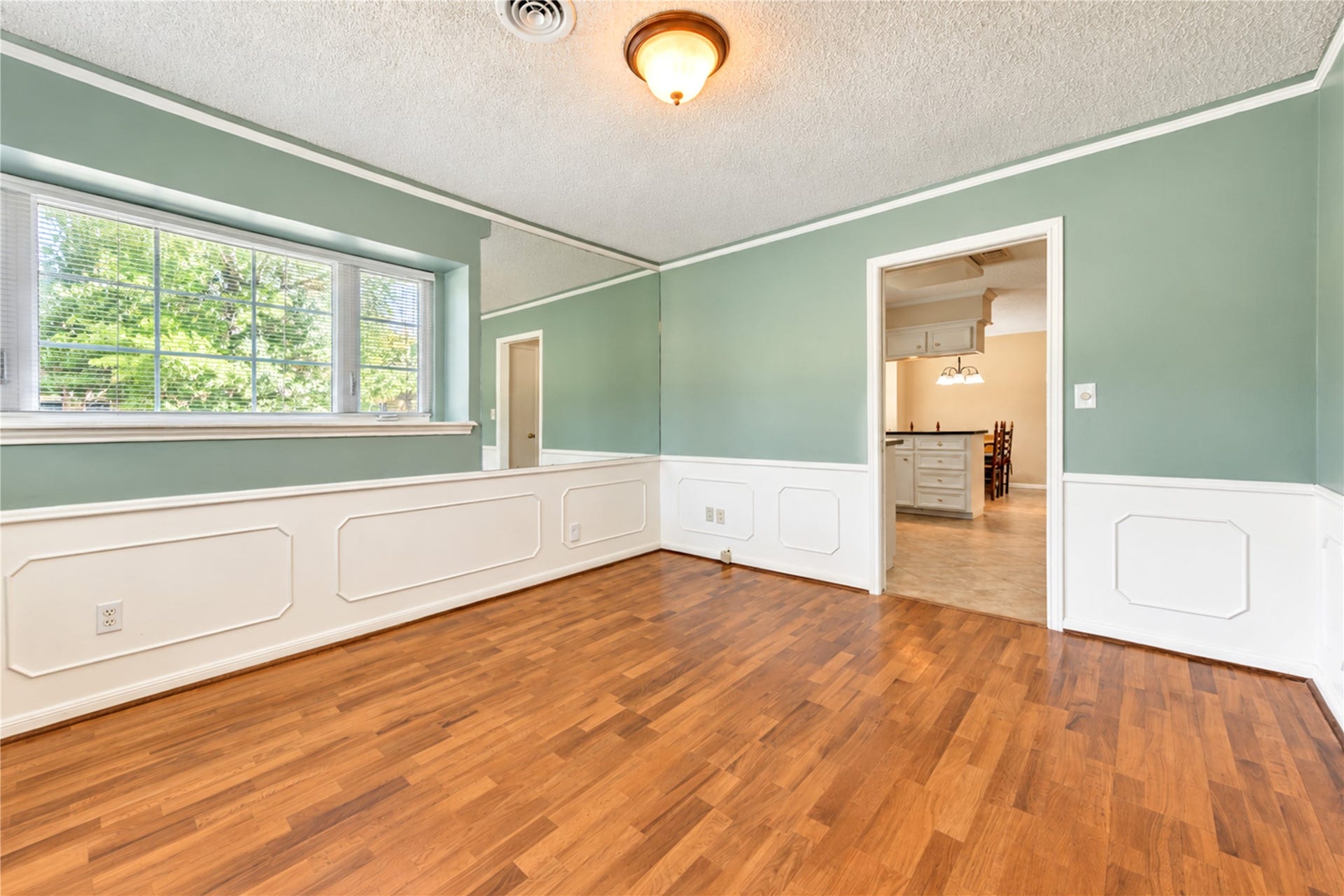 10603 Bordley Drive, Houston, TX 77042 10603 Bordley Drive, Houston, TX 77042