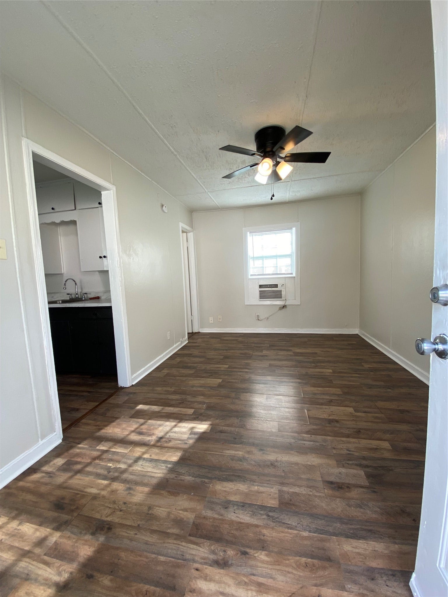 424 7th Avenue N, #9, Texas City, TX 77590 424 7th Avenue N, #9, Texas City, TX 77590