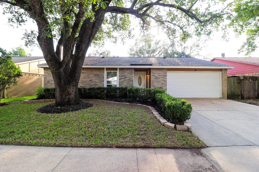 Property photo for 4367 Kinloch Drive, Houston, TX