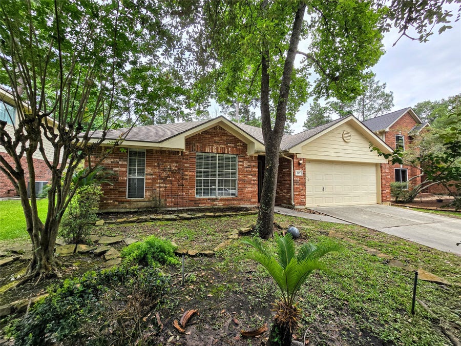 Property photo for 147 W Russet Grove Circle, The Woodlands, TX