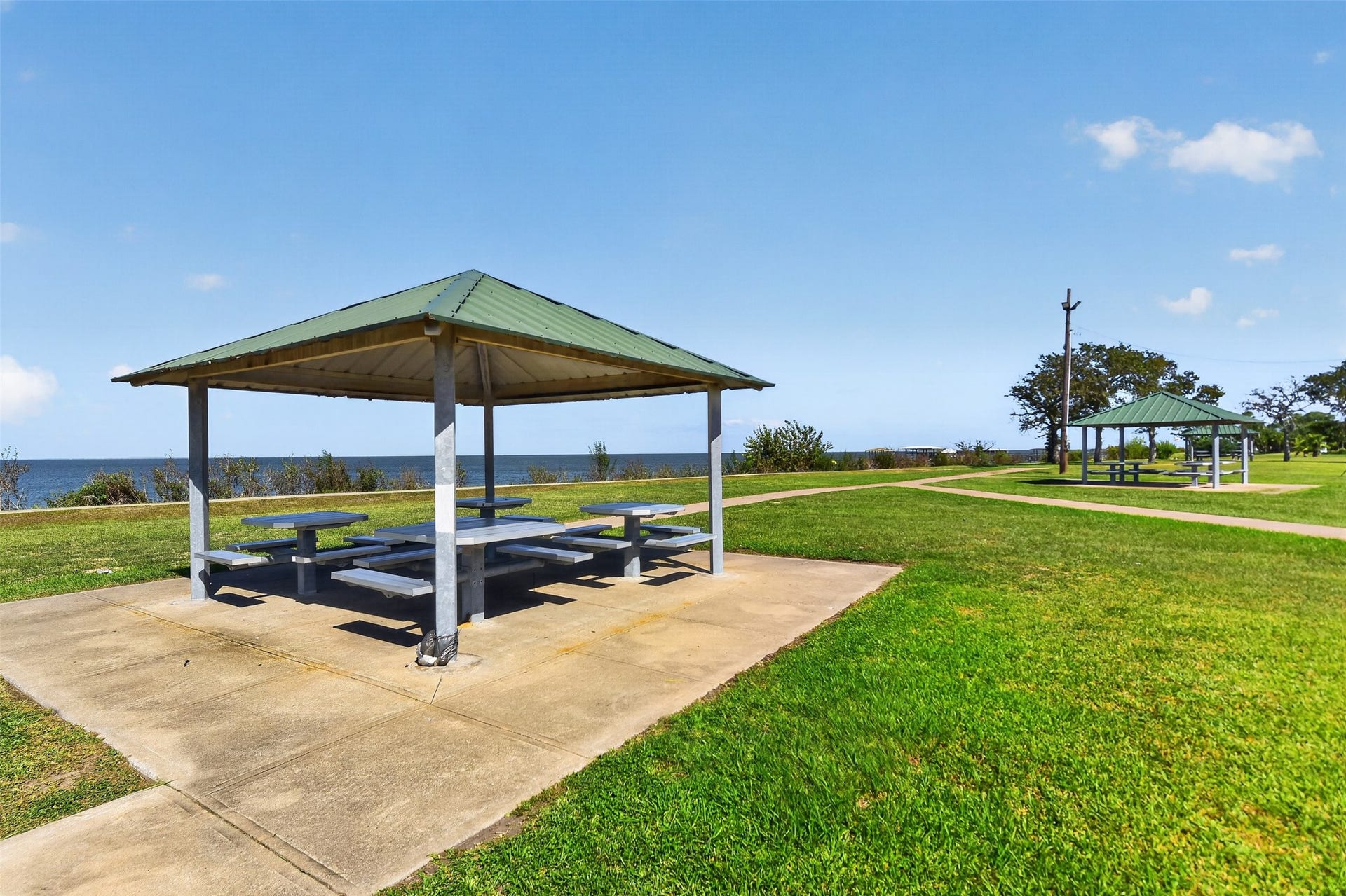 9th & 517 Rd E, San Leon, TX 77539 9th & 517 Rd E, San Leon, TX 77539