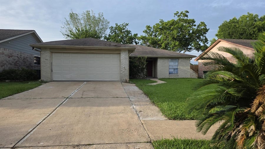 Property photo for 5150 Prairie Ridge Road, Houston, TX