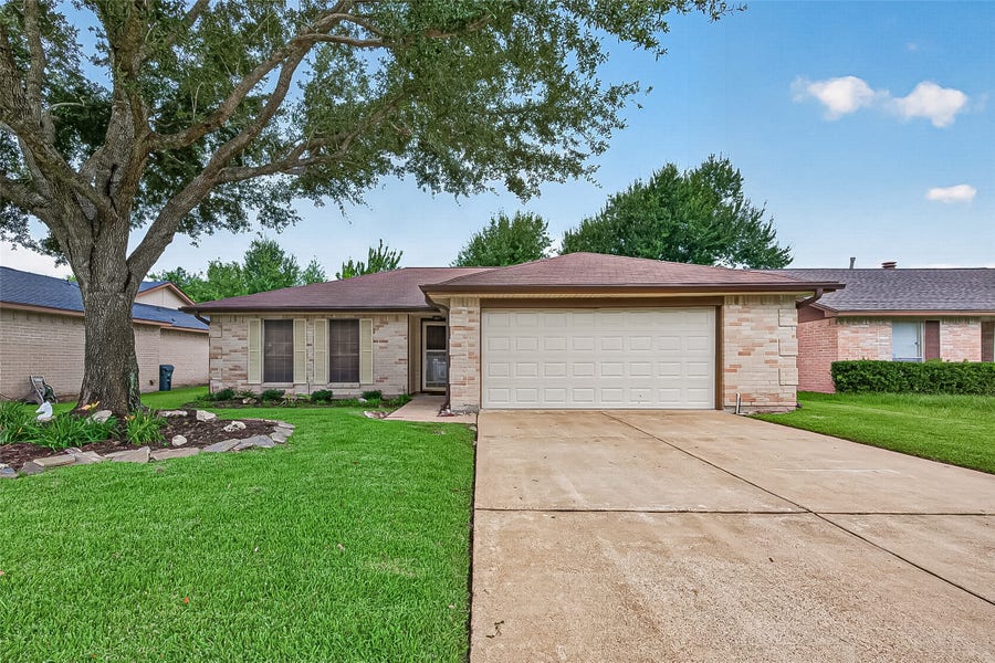 Property photo for 4235 Prairie Meadow Drive, Katy, TX