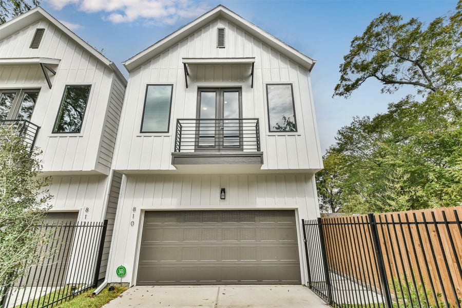 Property photo for 810 Mansfield Street, Houston, TX