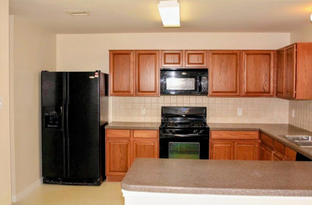 13039 Skyview Bend, Houston, TX 77047 13039 Skyview Bend, Houston, TX 77047