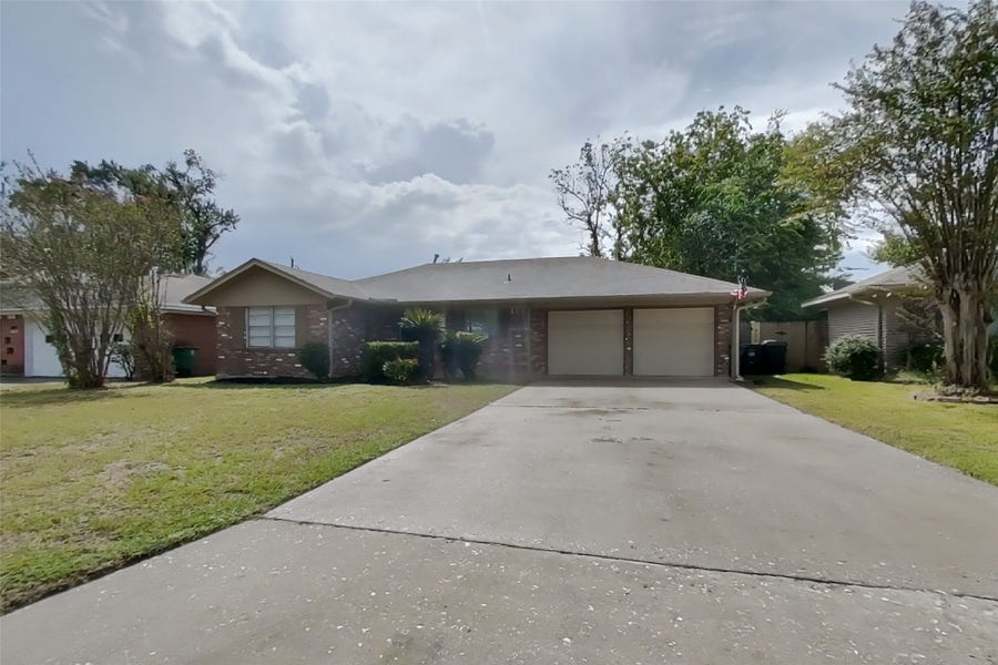 Property photo for 5619 Nina Lee Lane, Houston, TX