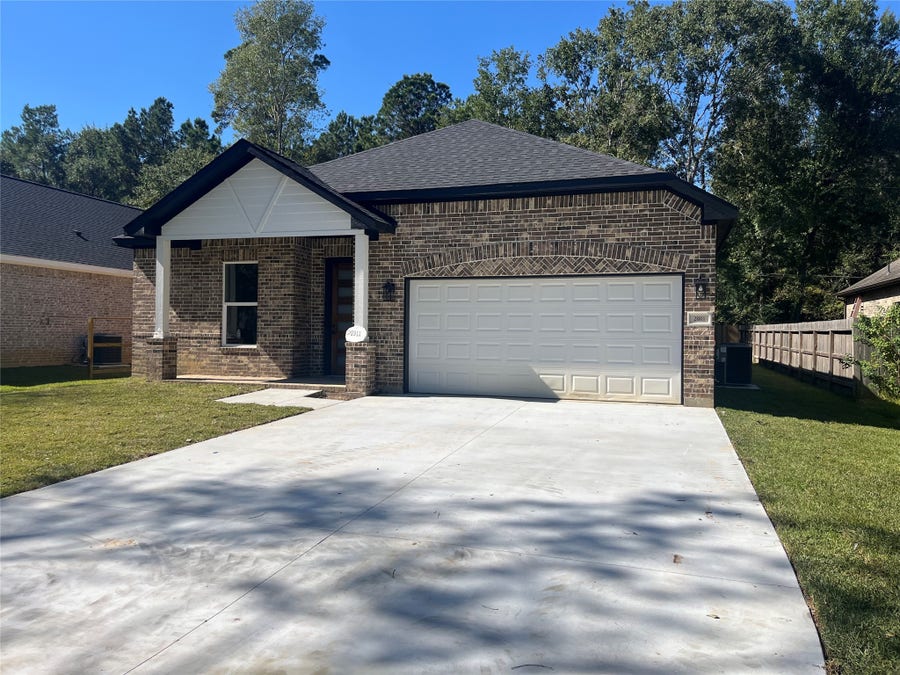 Property photo for 28811 Champion Oaks Dr, Magnolia, TX
