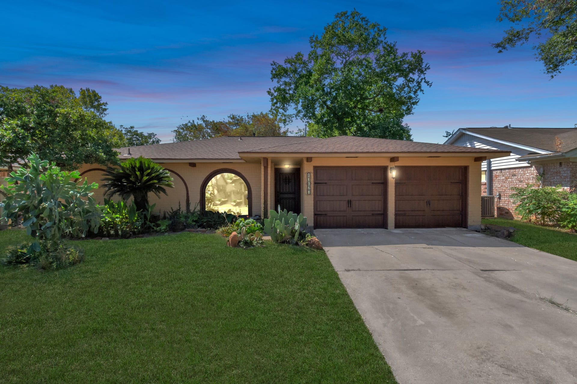 13627 Greenridge Drive, Sugar Land, TX 77498