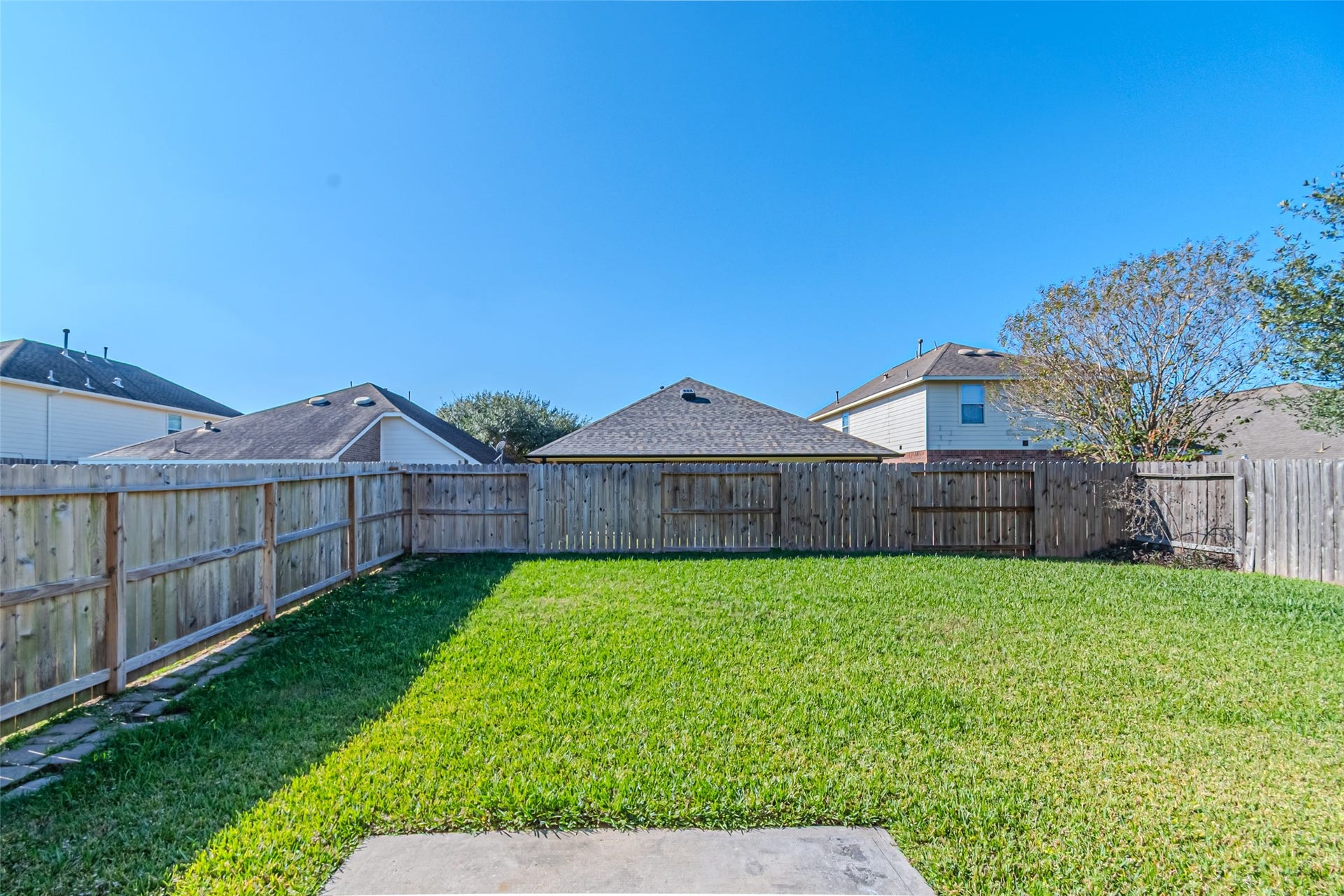 18111 Hillock Glen Lane, Cypress, TX 77429 18111 Hillock Glen Lane, Cypress, TX 77429