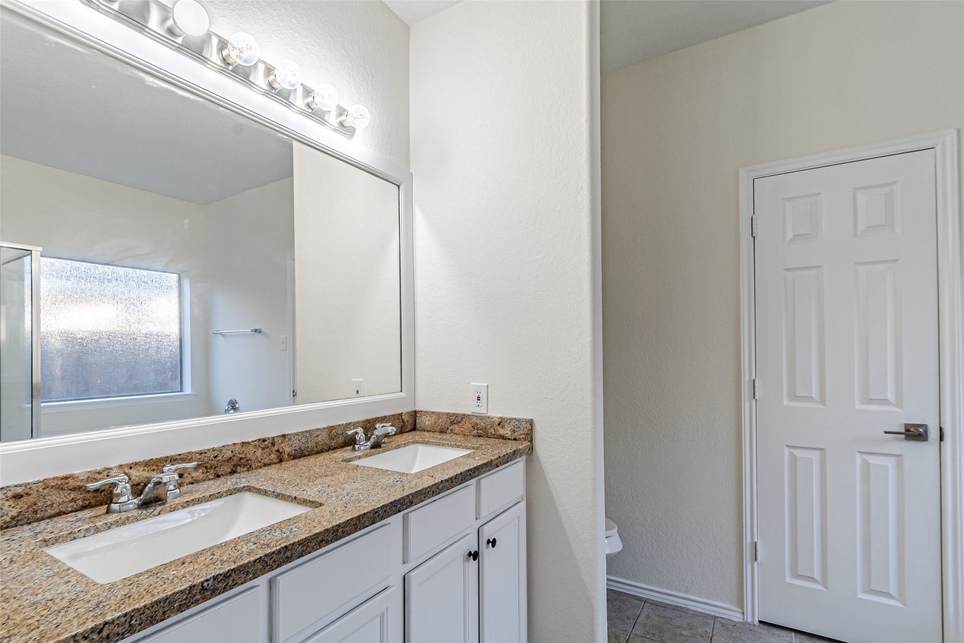 18111 Hillock Glen Lane, Cypress, TX 77429 18111 Hillock Glen Lane, Cypress, TX 77429