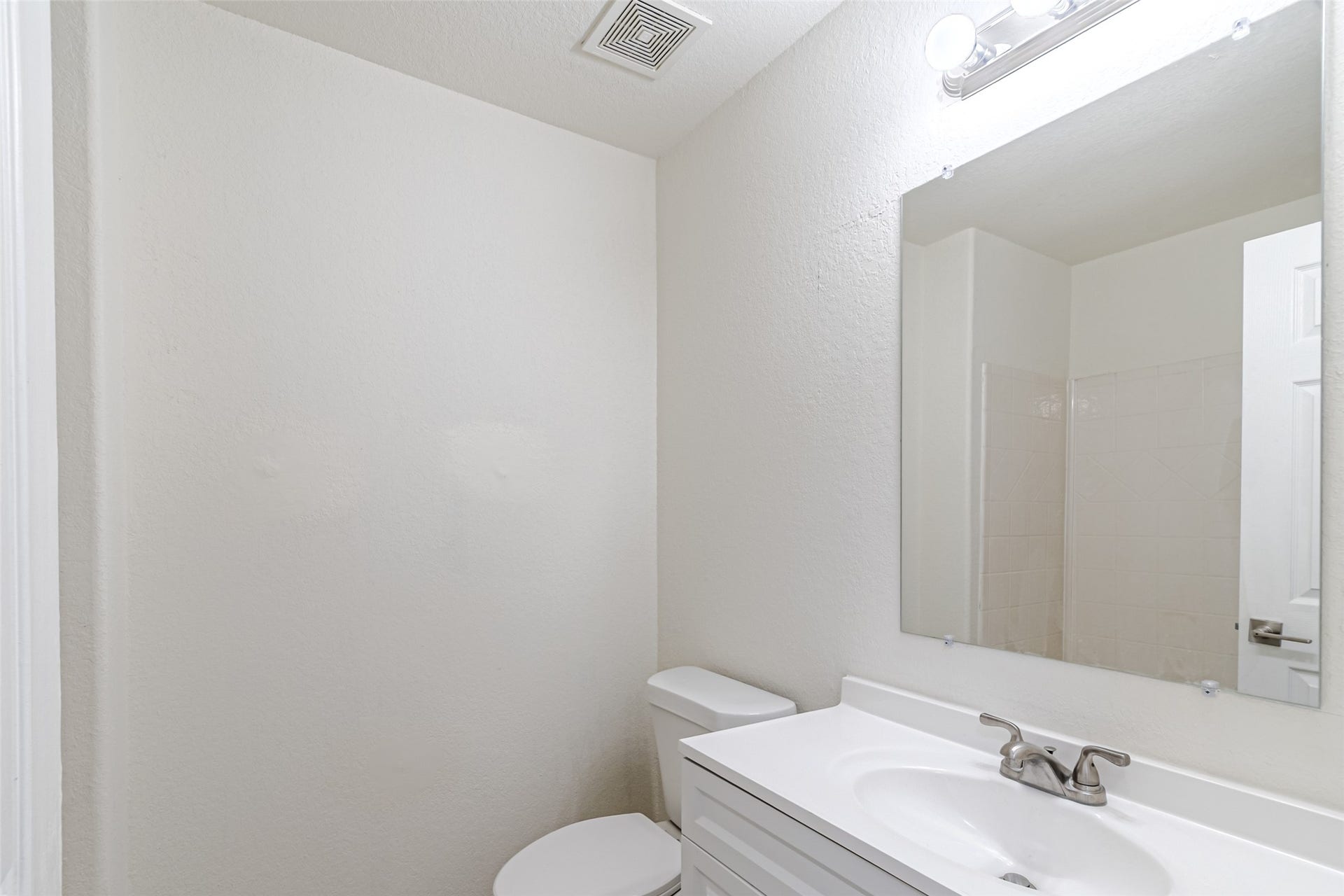 18111 Hillock Glen Lane, Cypress, TX 77429 18111 Hillock Glen Lane, Cypress, TX 77429